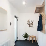 Apartament Deluxe For 5 - Sauna & Pool - Free Parking