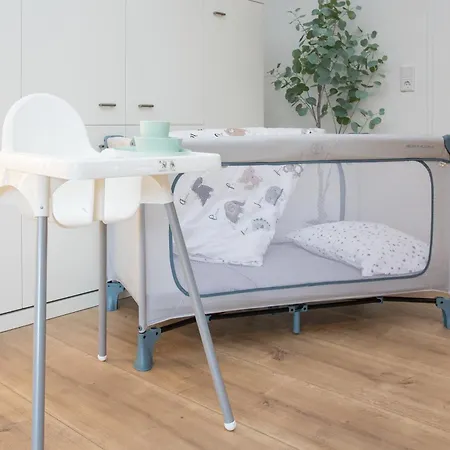 Deluxe For 5 - Sauna & Pool - Free Parking Apartment Winterberg