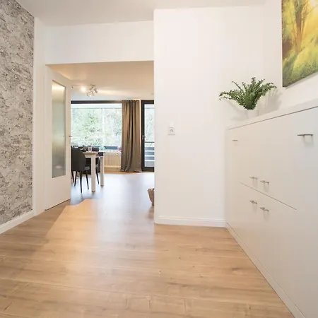 Apartamento Deluxe For 5 - Sauna & Pool - Free Parking *