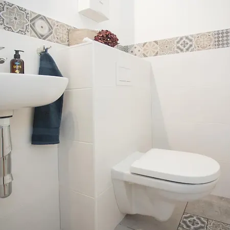 Deluxe For 5 - Sauna & Pool - Free Parking Winterberg