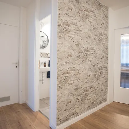 Apartment Deluxe For 5 - Sauna & Pool - Free Parking *