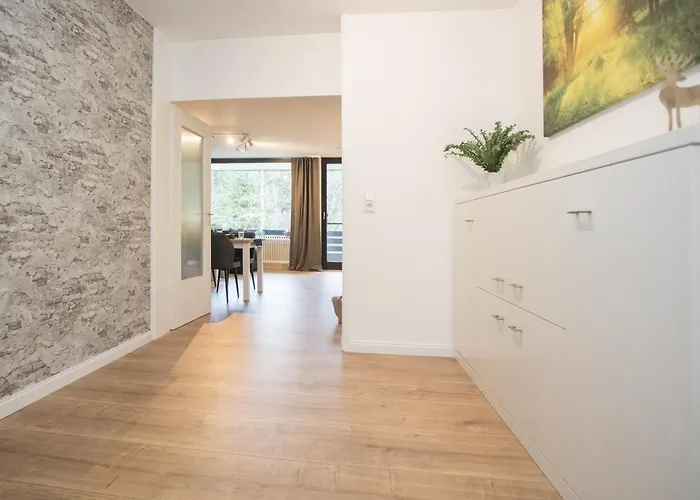 Lejlighed Deluxe For 5 - Sauna & Pool - Free Parking *